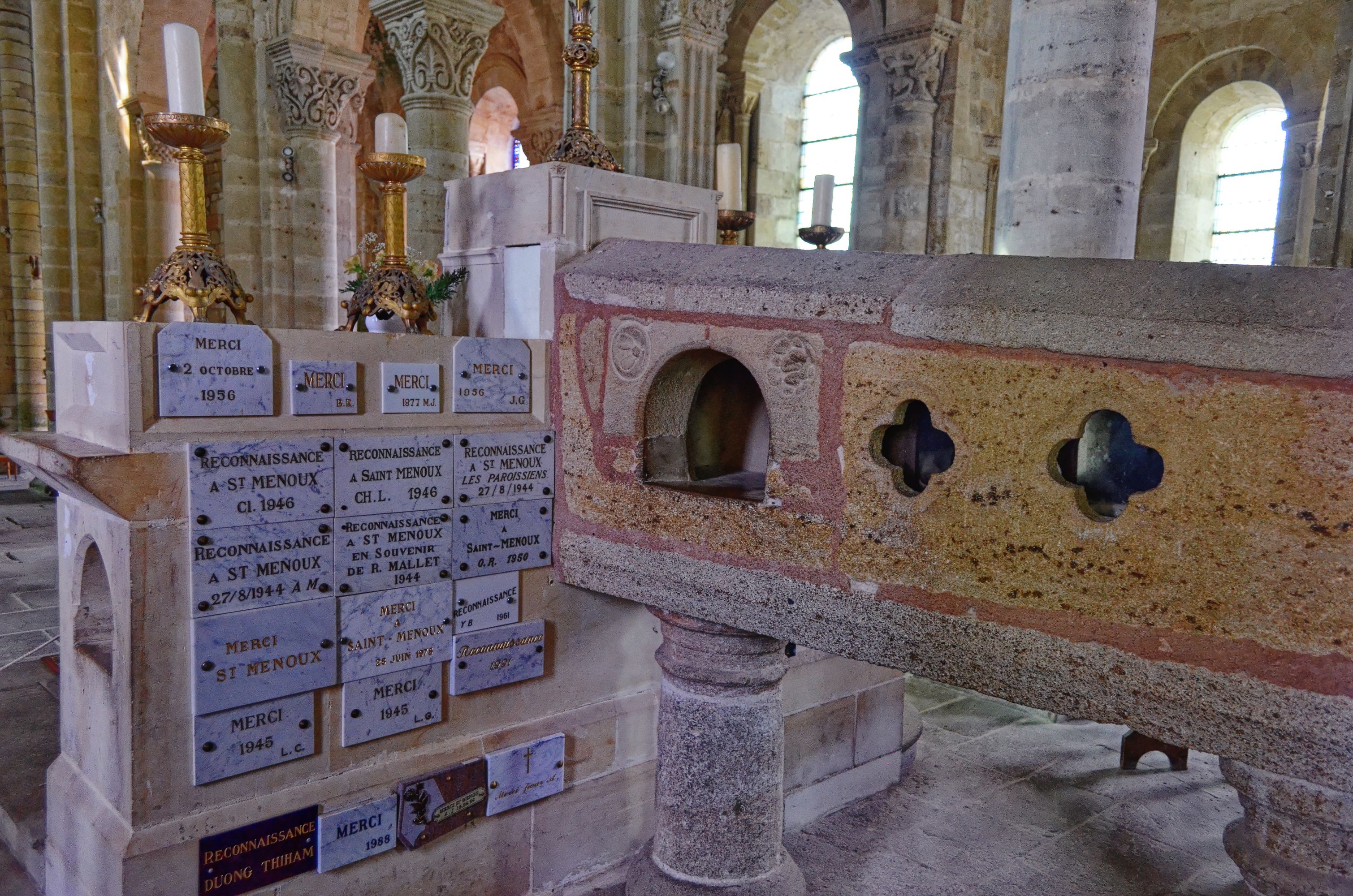 Le "Débredinoire" dans l'église de Saint-Menoux