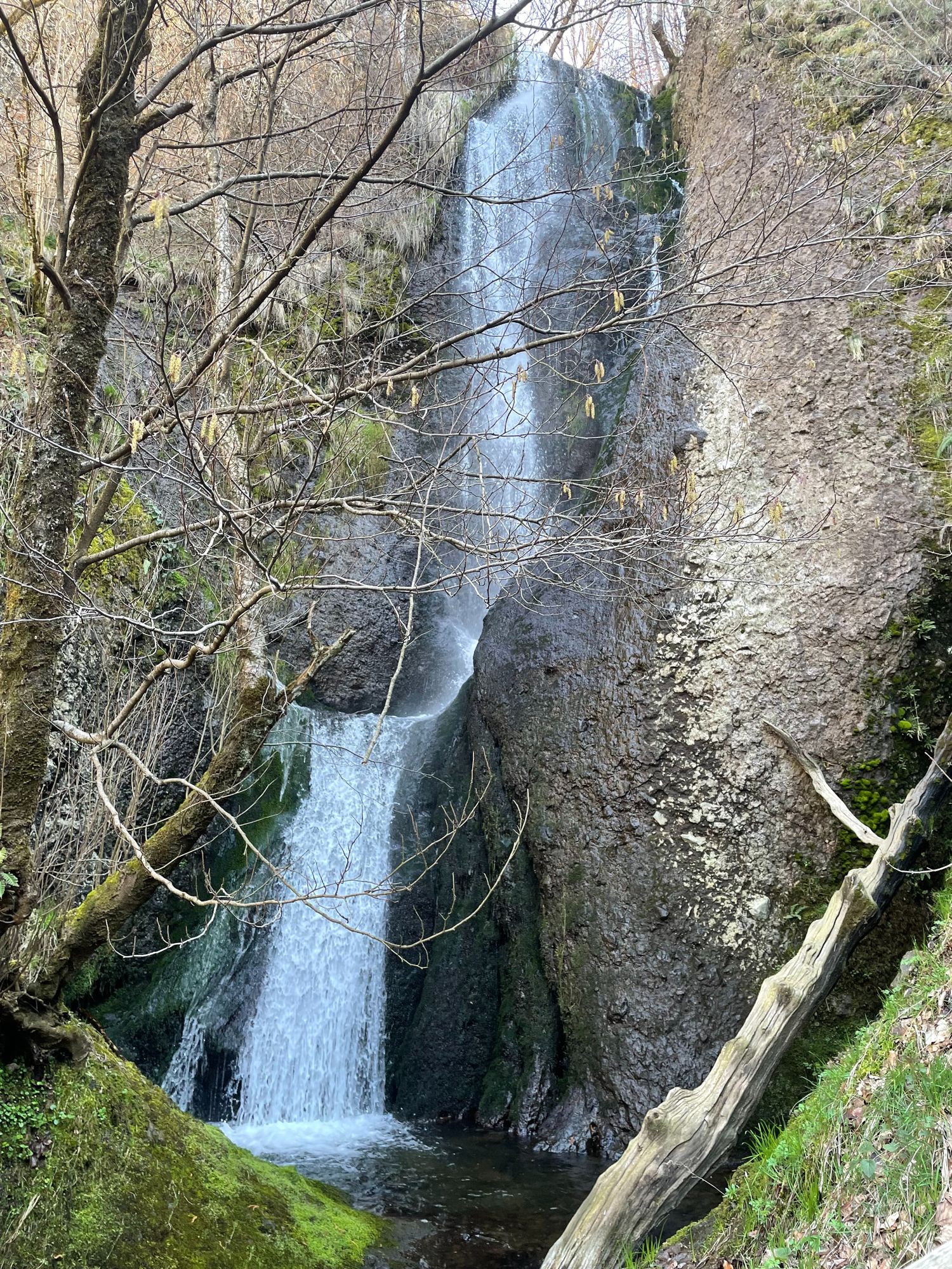 Haut de la cascade de la Borie dans le Cantal